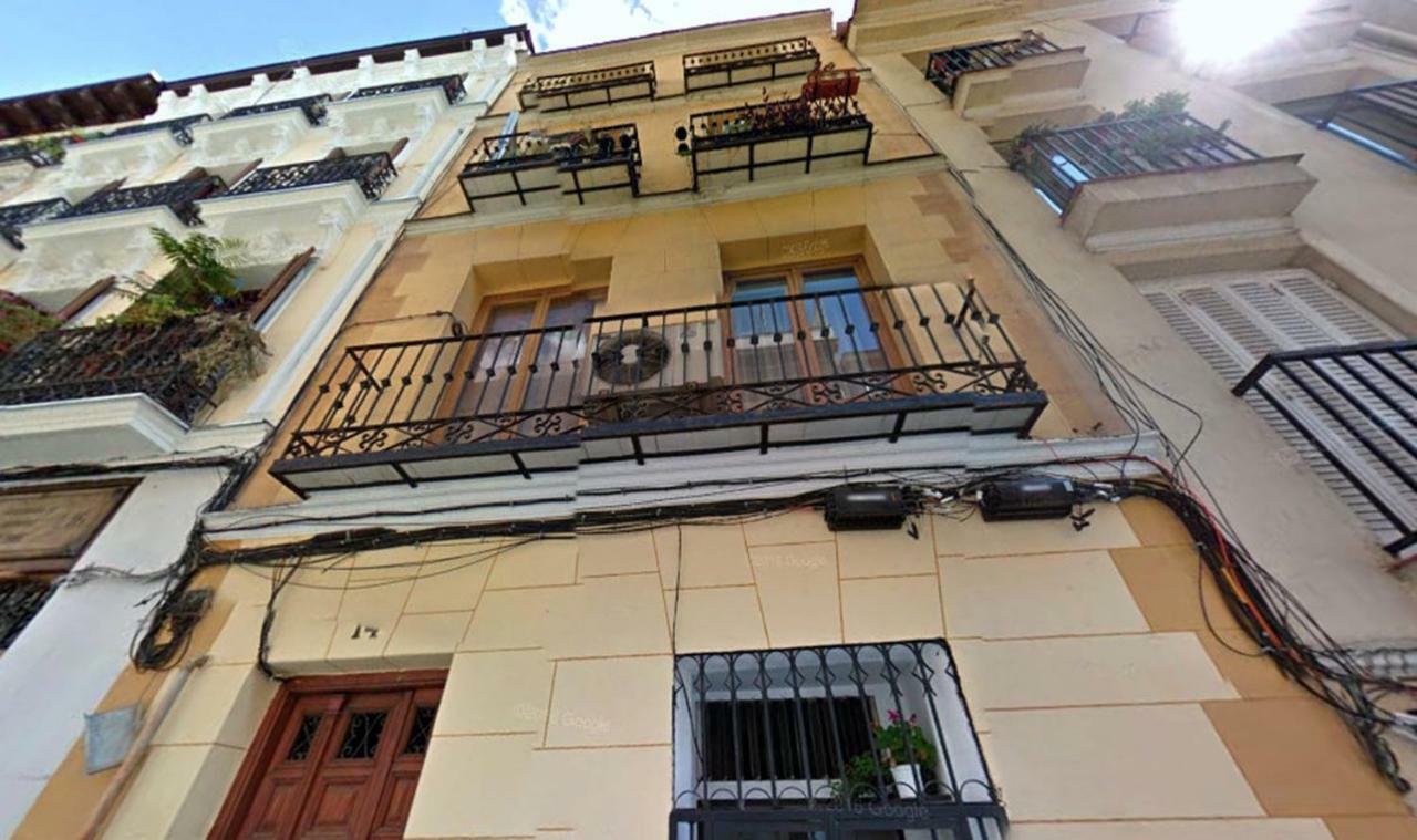 Apartamento En Calle Tres Peces Мадрид Экстерьер фото